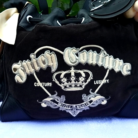Juicy Couture Handbags - *sold* NWT juicy couture velour daydreamer bag